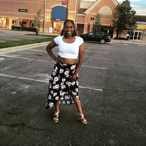 Meet your Posher, Jasmine